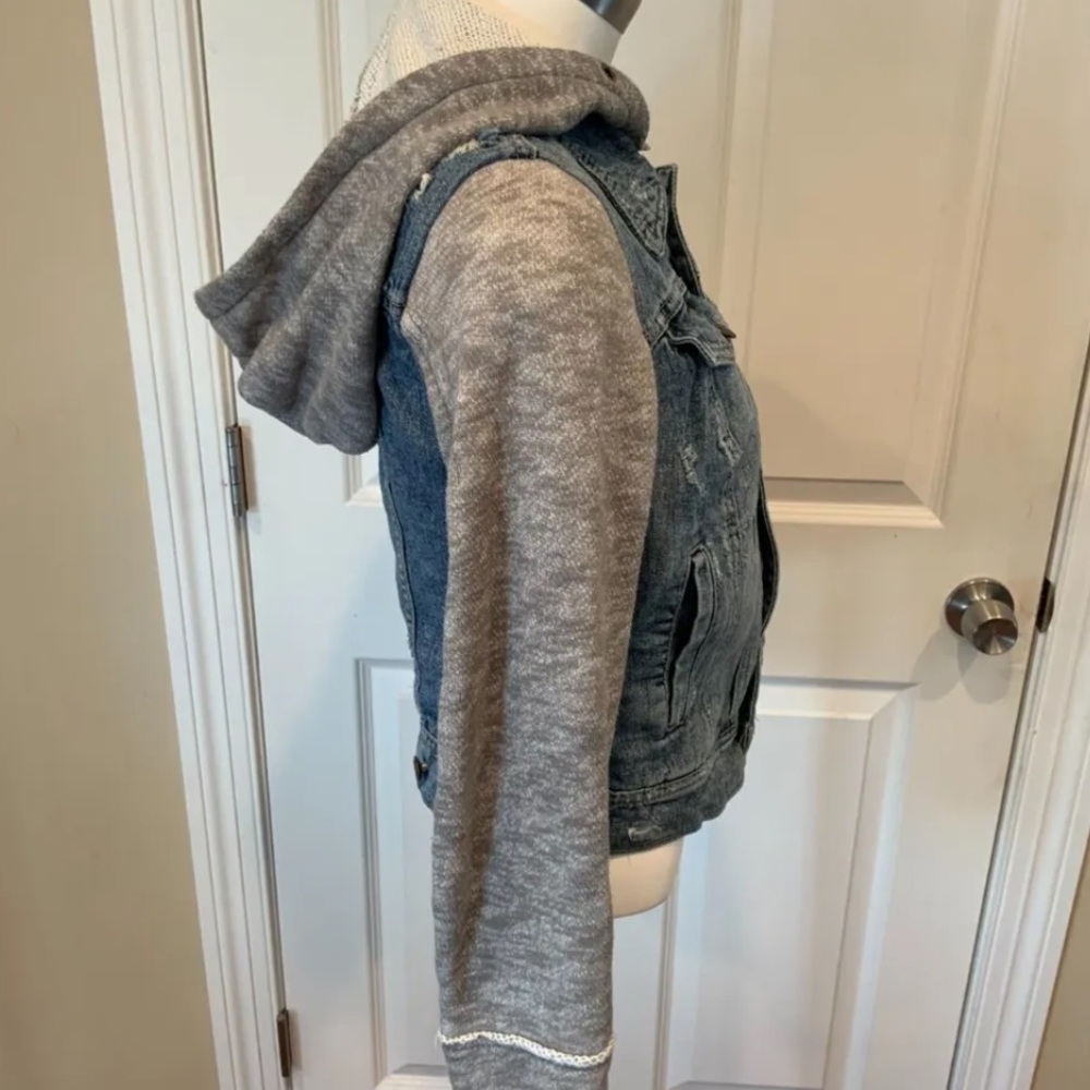 Free People - Throwback Distressed Blue Denim Combo Jacket w/ Hood - Picture 4 of 7